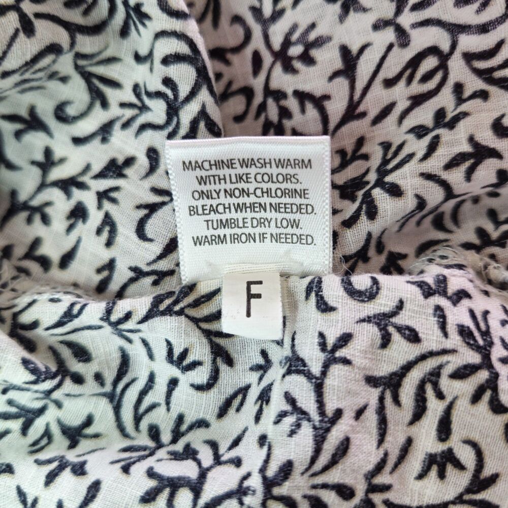 Croft & Barrow Women’s 3X Button Down Shirt Black White Paisley Leaf Vine Print - Picture 8 of 9